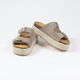 Sandalia Monk Buckle Taupe