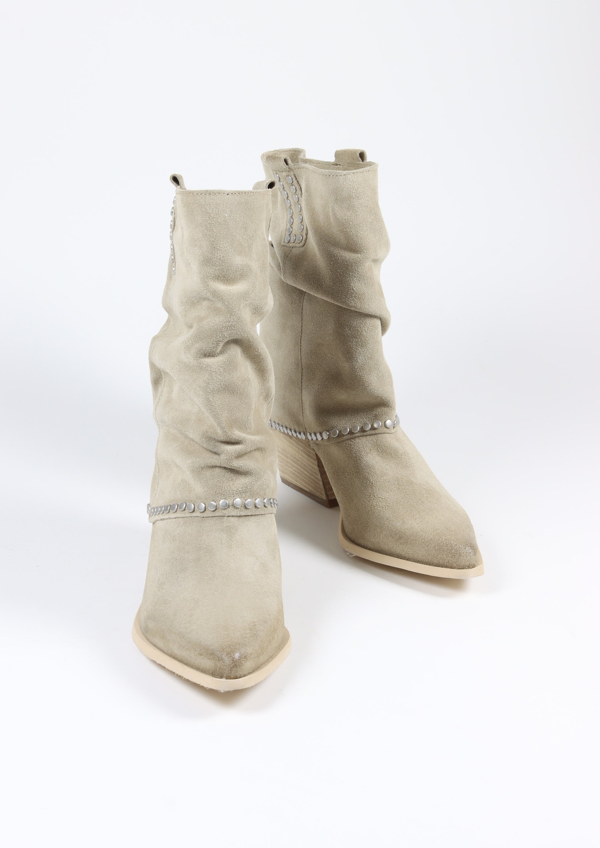 Botas un paso online mas